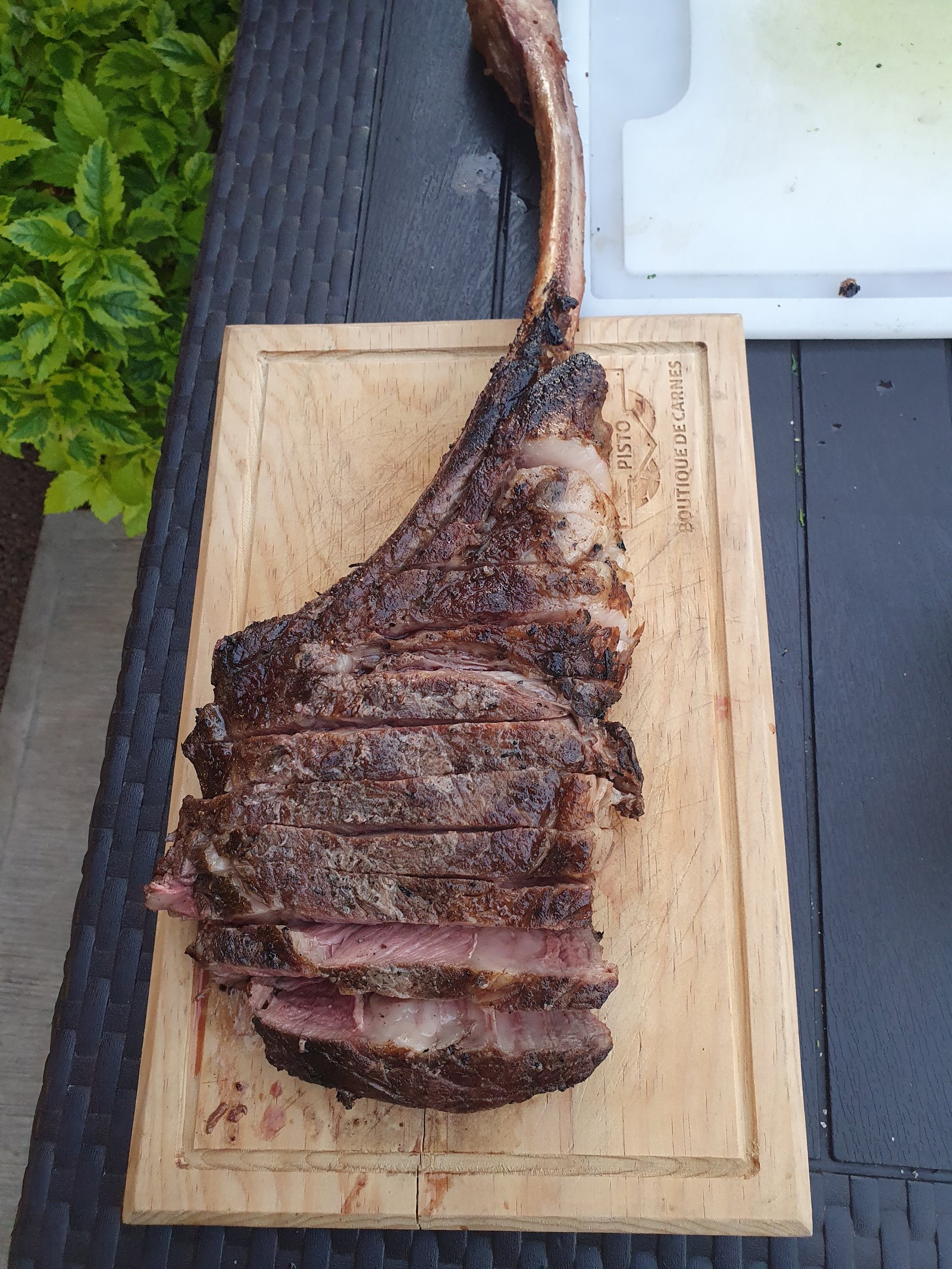 Tomahawk a la parrilla